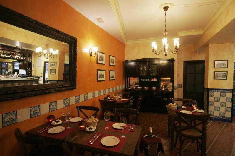 Casa Palacio De Los Leones El Puerto de Santa María Restaurace fotografie